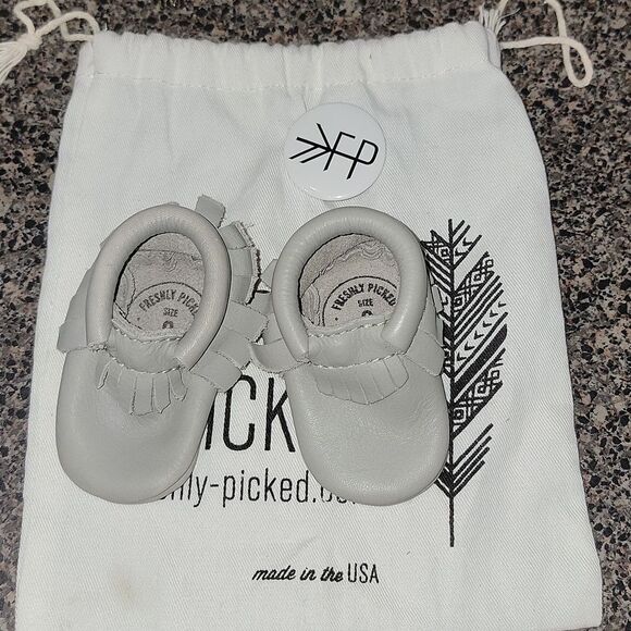 New Freshly Picked Slate Gray Soft Bottom Slip-on Moccasin Shoes Size 0 - Picture 6 of 9